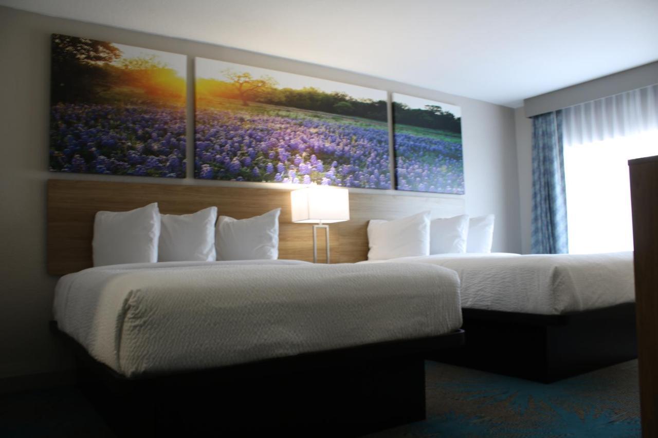 Days Inn By Wyndham Waco University Area エクステリア 写真