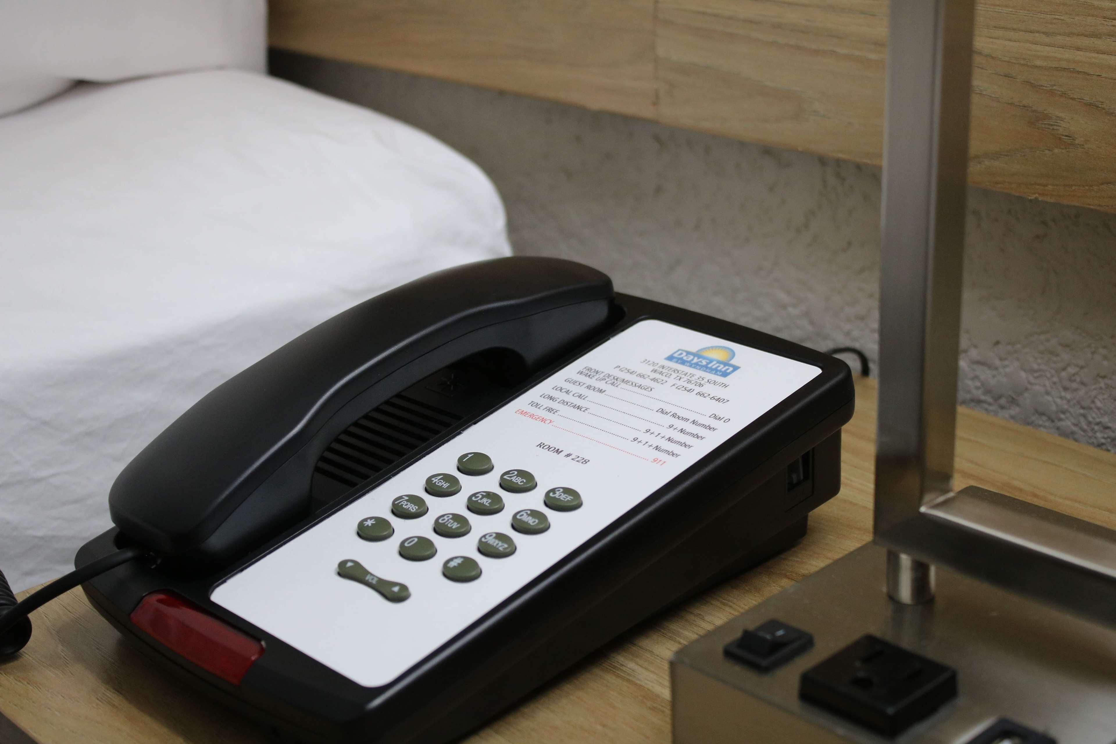 Days Inn By Wyndham Waco University Area エクステリア 写真