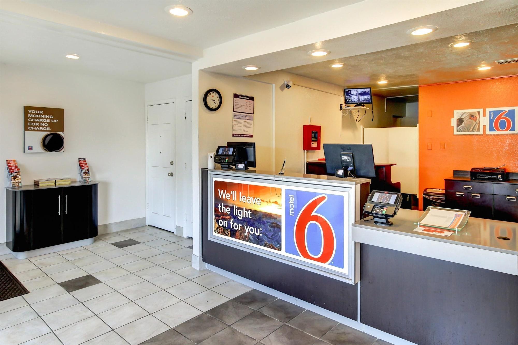 Days Inn By Wyndham Waco University Area エクステリア 写真