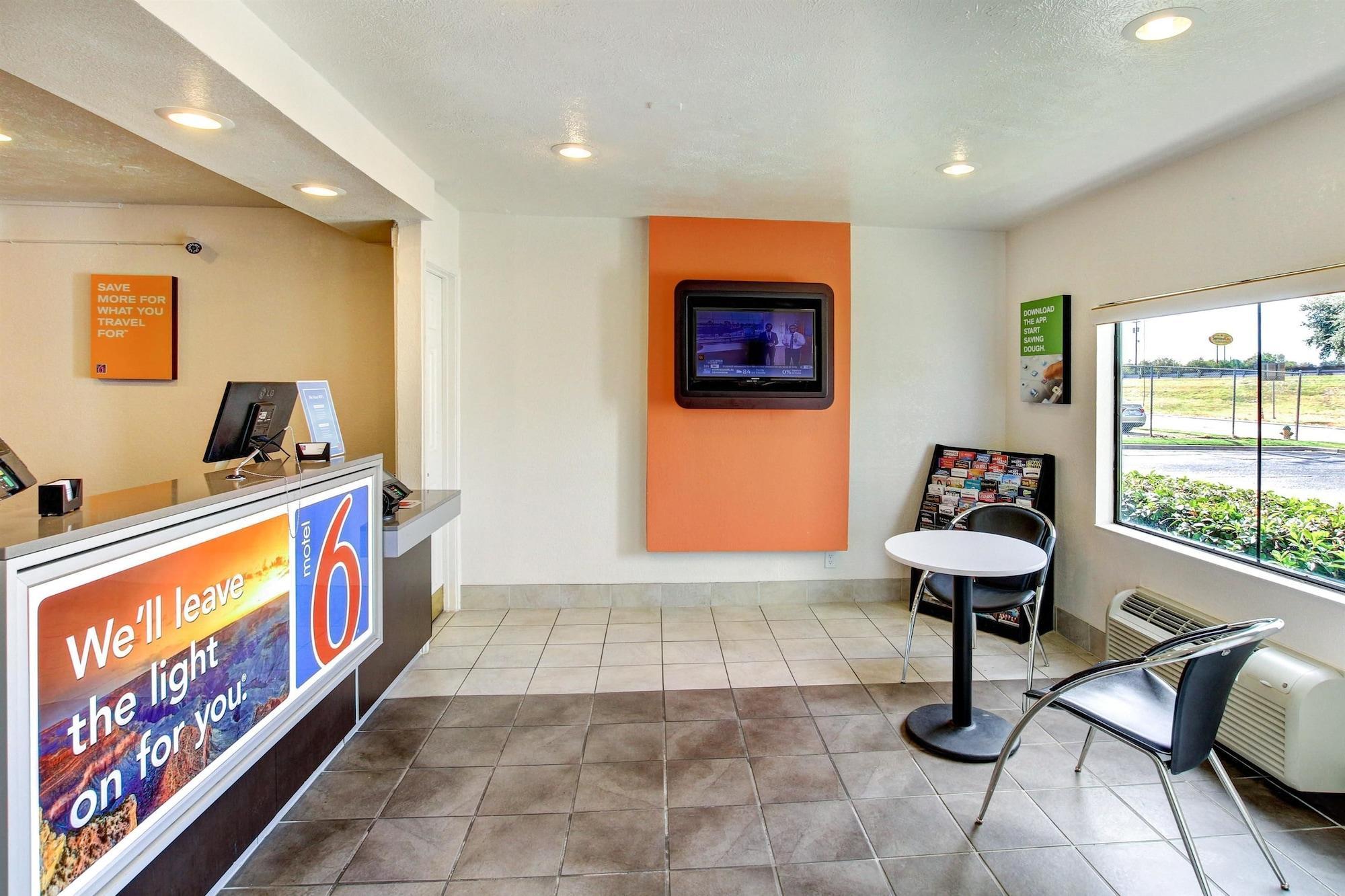 Days Inn By Wyndham Waco University Area エクステリア 写真