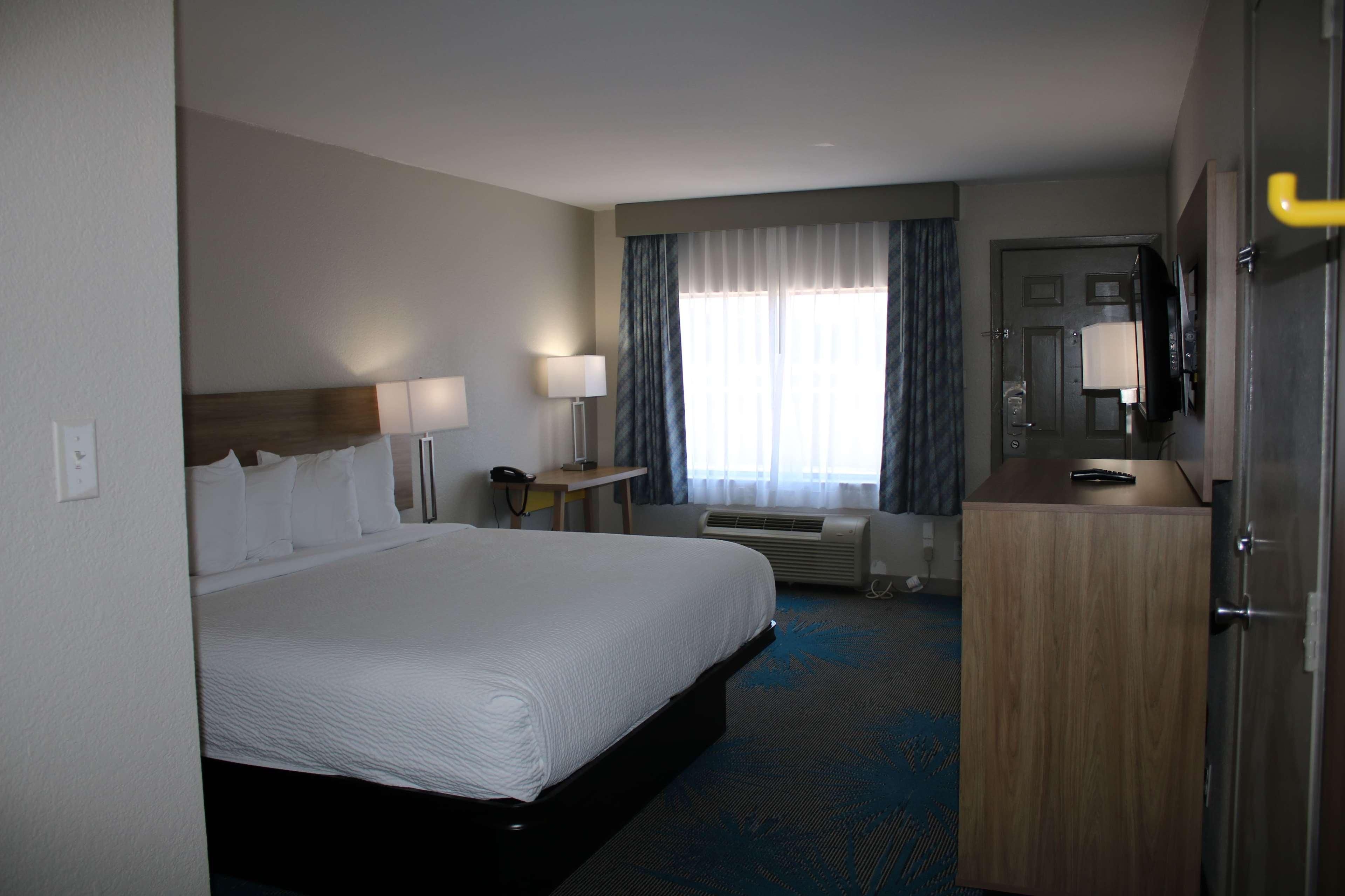Days Inn By Wyndham Waco University Area エクステリア 写真
